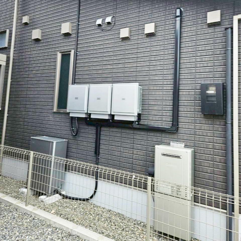 パワーコンディショナーと蓄電池設置実績
